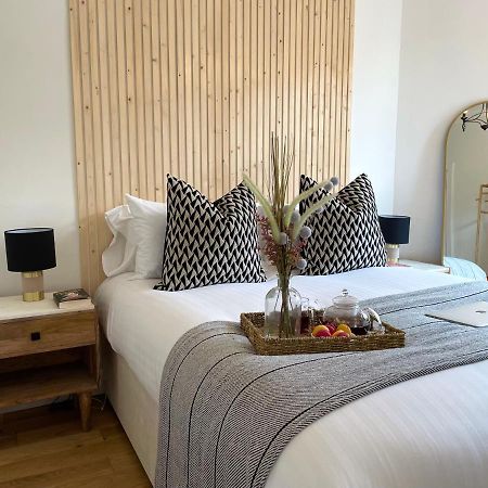 Stylish & Chic Central Apartment With Hot Tub Perth Ngoại thất bức ảnh