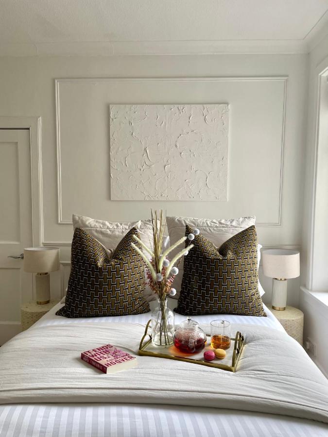 Stylish & Chic Central Apartment With Hot Tub Perth Ngoại thất bức ảnh